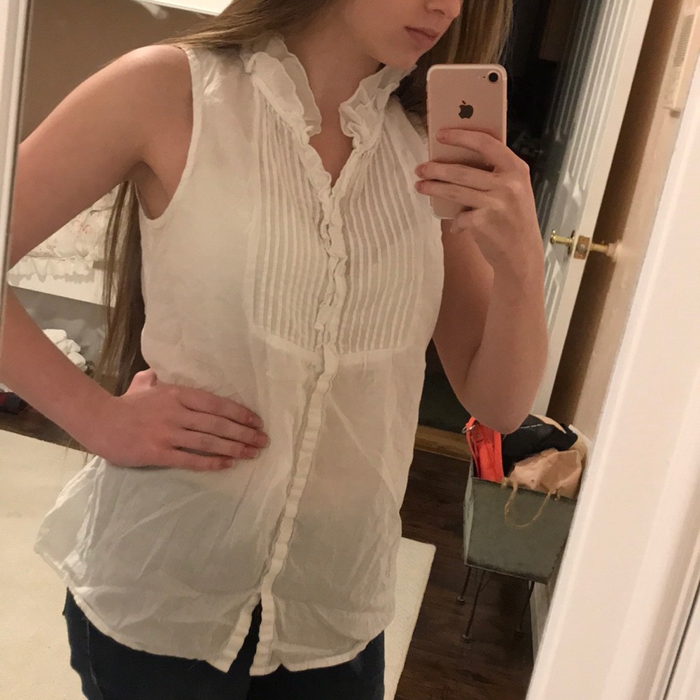 NWOT White Old Navy Tank